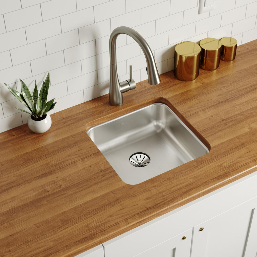 Elkay Tarja Lustertone® Classic Acero Inoxidable 16-1/2" x 16-1/2" x 5-3/8" de Un Tazón Bajo Cubierta ADA con Perfect Drain® — ambiente de cocina
