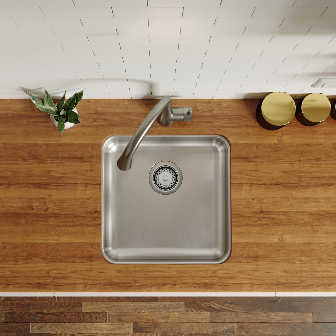 Elkay Tarja Lustertone® Classic Acero Inoxidable 18-1/2" x 18-1/2" x 5-3/8" de Un Tazón ADA Bajo Cubierta — ambiente de cocina