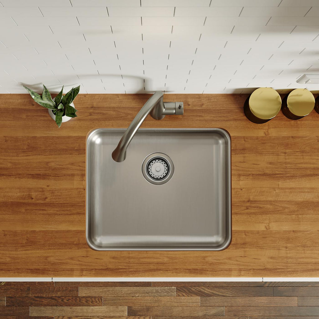 Elkay Tarja Lustertone® Classic Acero Inoxidable 21-1/2" x 18-1/2" x 4-7/8" de Un Tazón ADA Bajo Cubierta — ambiente de cocina