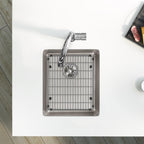 Elkay Tarja Lustertone Iconix® Calibre 16 Acero Inoxidable 16" x 18-1/2" x 8" de Un Tazón Bajo Cubierta (Kit) with Perfect Drain® — ambiente de cocina