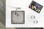 Elkay Tarja Lustertone Iconix® Calibre 16 Acero Inoxidable 18-1/2" x 18-1/2" x 9" de Un Tazón Bajo Cubierta (Kit) with Perfect Drain® — ambiente de cocina