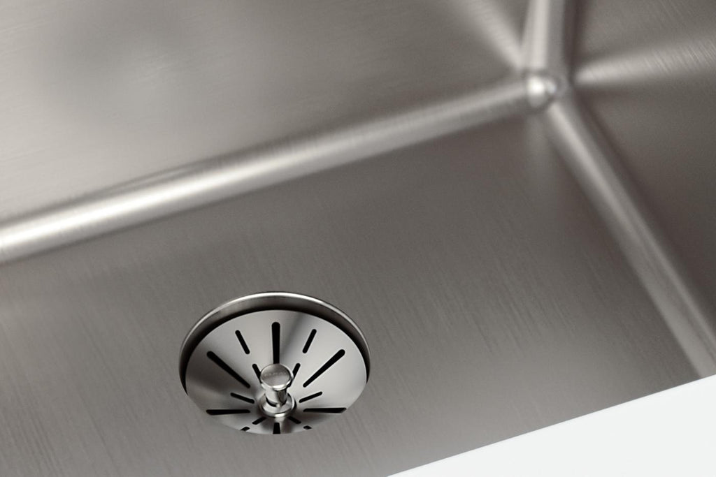 Elkay Tarja Lustertone Iconix® Calibre 16 Acero Inoxidable 18-1/2" x 18-1/2" x 9" de Un Tazón Bajo Cubierta with Perfect Drain® — ambiente de cocina