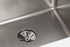 Elkay Tarja Lustertone Iconix® Calibre 16 Acero Inoxidable 18-1/2" x 18-1/2" x 9" de Un Tazón Bajo Cubierta with Perfect Drain® — ambiente de cocina