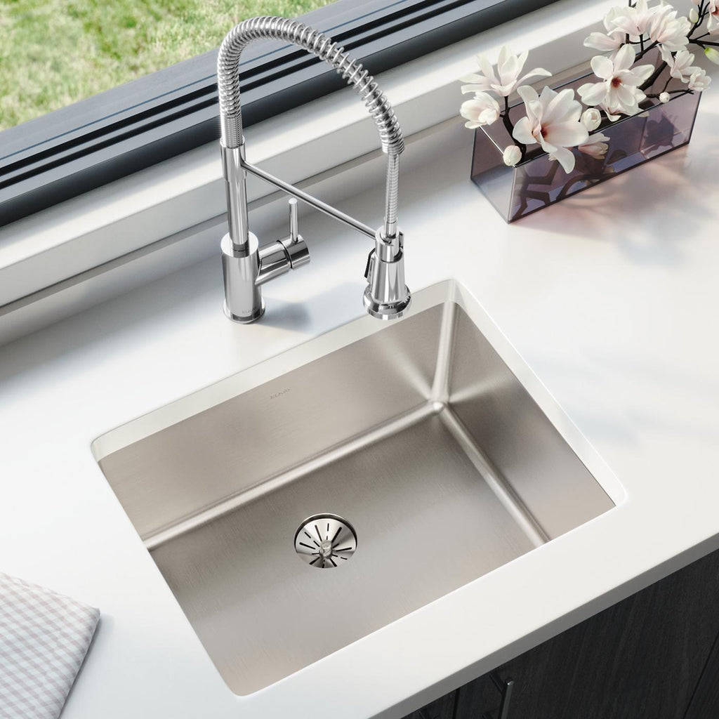 Elkay Tarja Lustertone Iconix® Calibre 16 Acero Inoxidable 23-1/2" x 18-1/4" x 9" de Un Tazón Bajo Cubierta with Perfect Drain® — ambiente de cocina