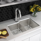 Elkay Tarja Lustertone Iconix® 16 Ga Acero Inoxidable 31-1/4" x 20-1/2" x 9" Offset 40/60 Bowl Umt (Kit) w/Perfect Drain®&Fltr Fct — ambiente de cocina