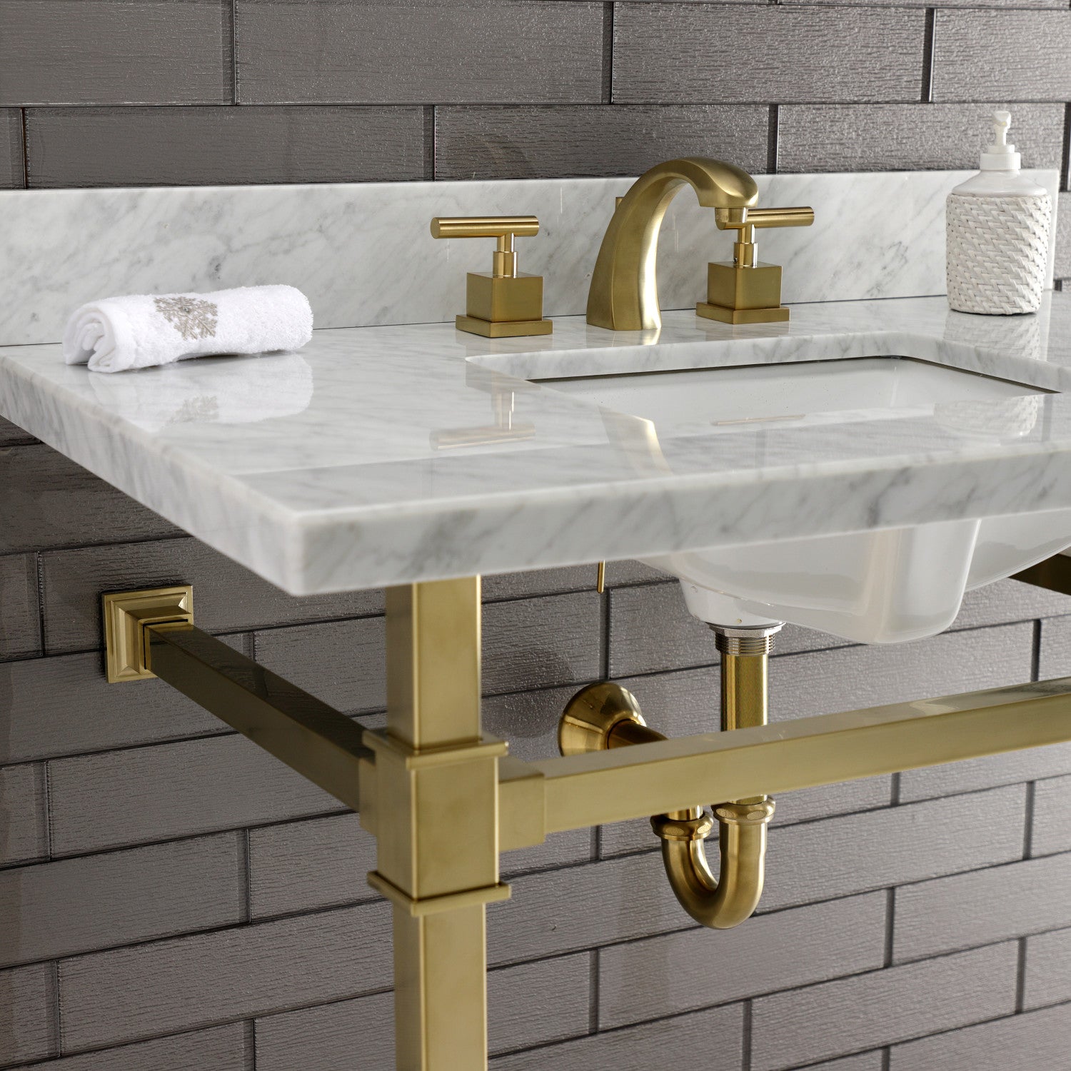 Kingston Brass Monarch lavabo consola — vista