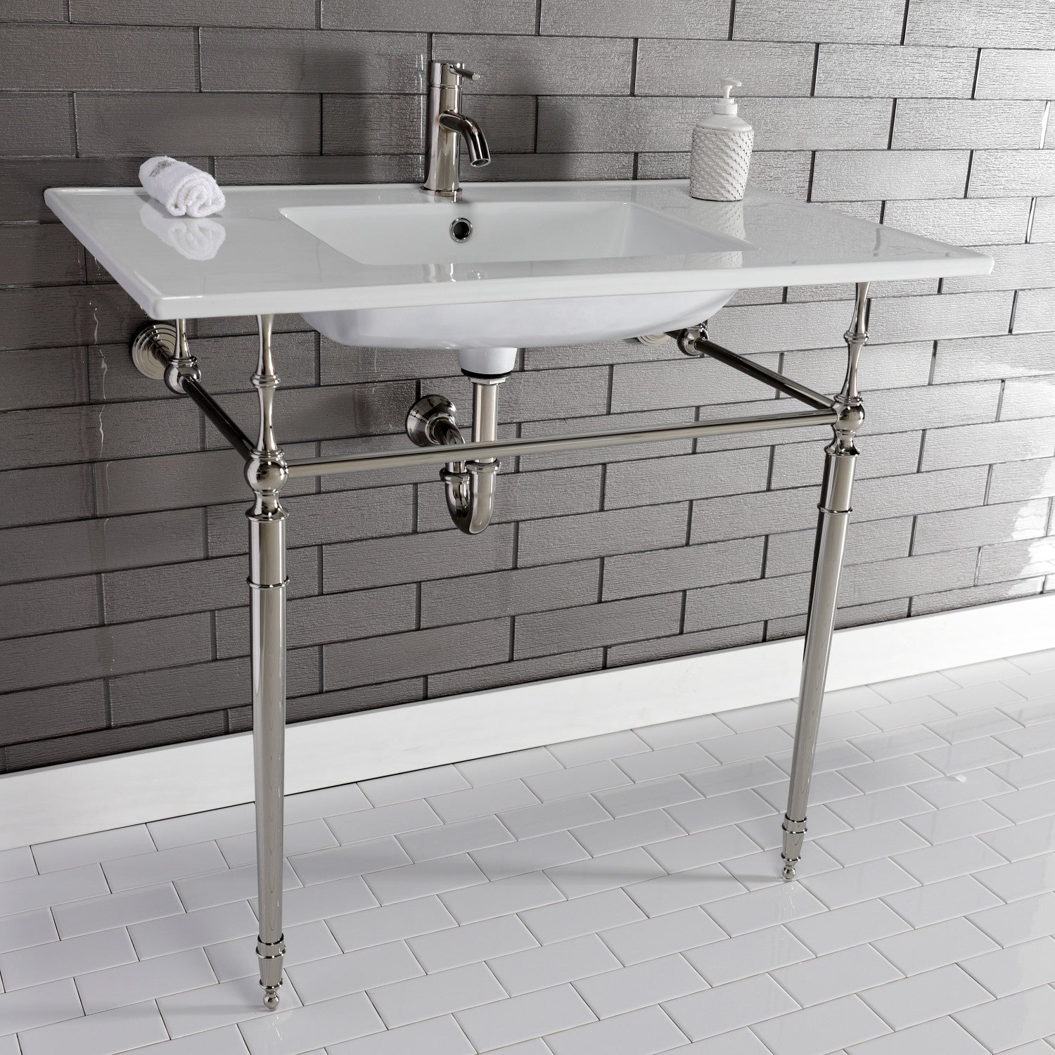 Kingston Brass Edwardian lavabo consola — vista