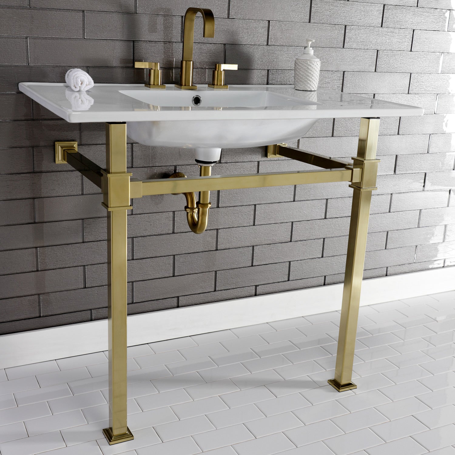 Kingston Brass Monarch lavabo consola — vista