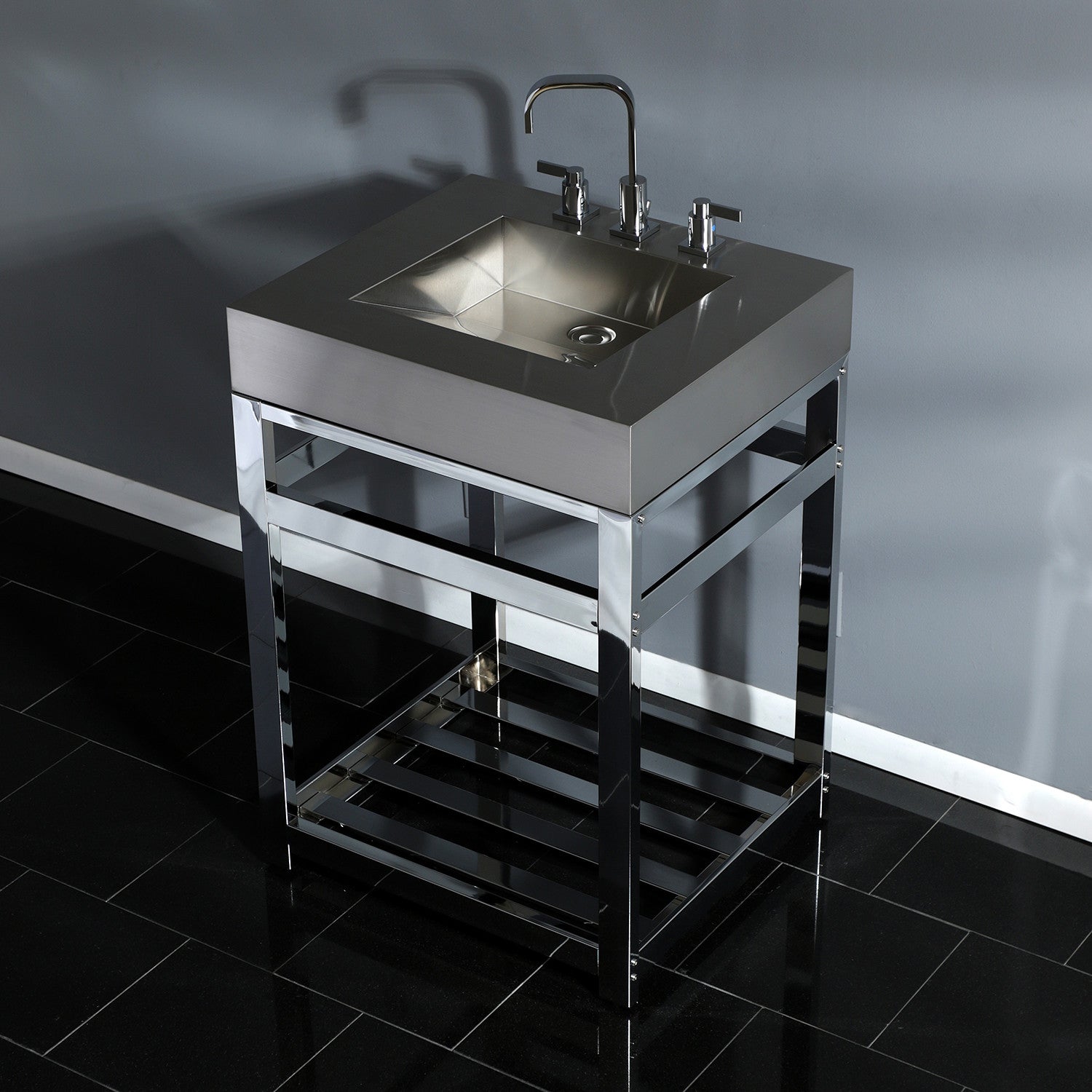 Kingston Brass Kingston Commercial lavabo consola — vista