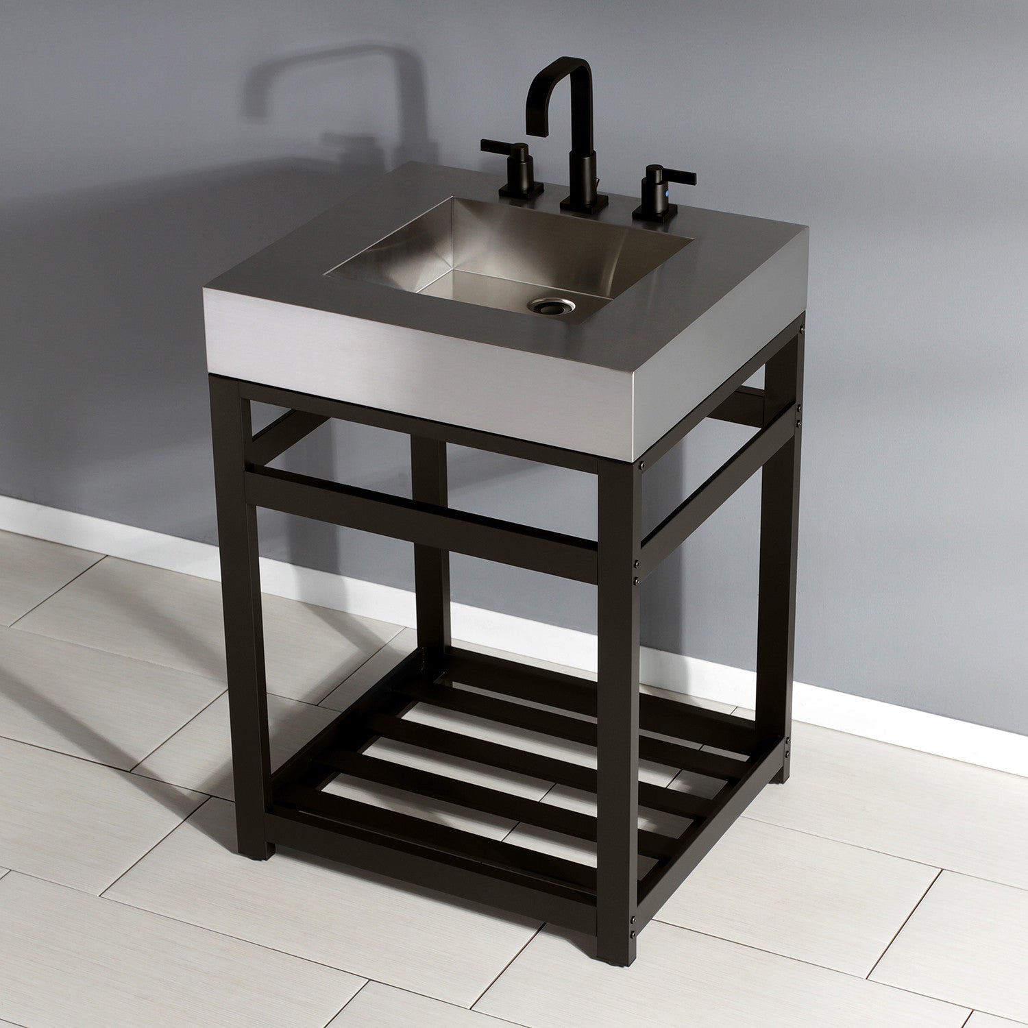 Kingston Brass Kingston Commercial lavabo consola — vista