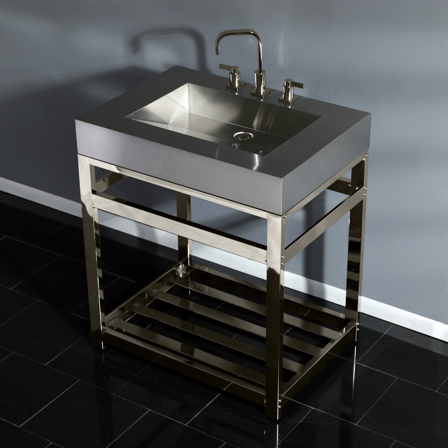 Kingston Brass Kingston Commercial lavabo consola — vista