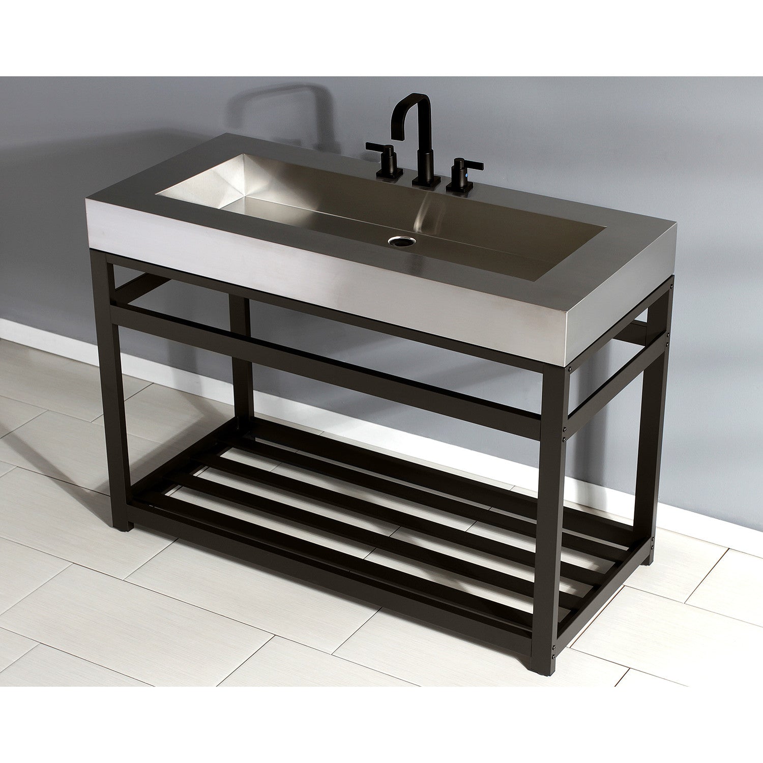Kingston Brass Kingston Commercial lavabo consola — vista