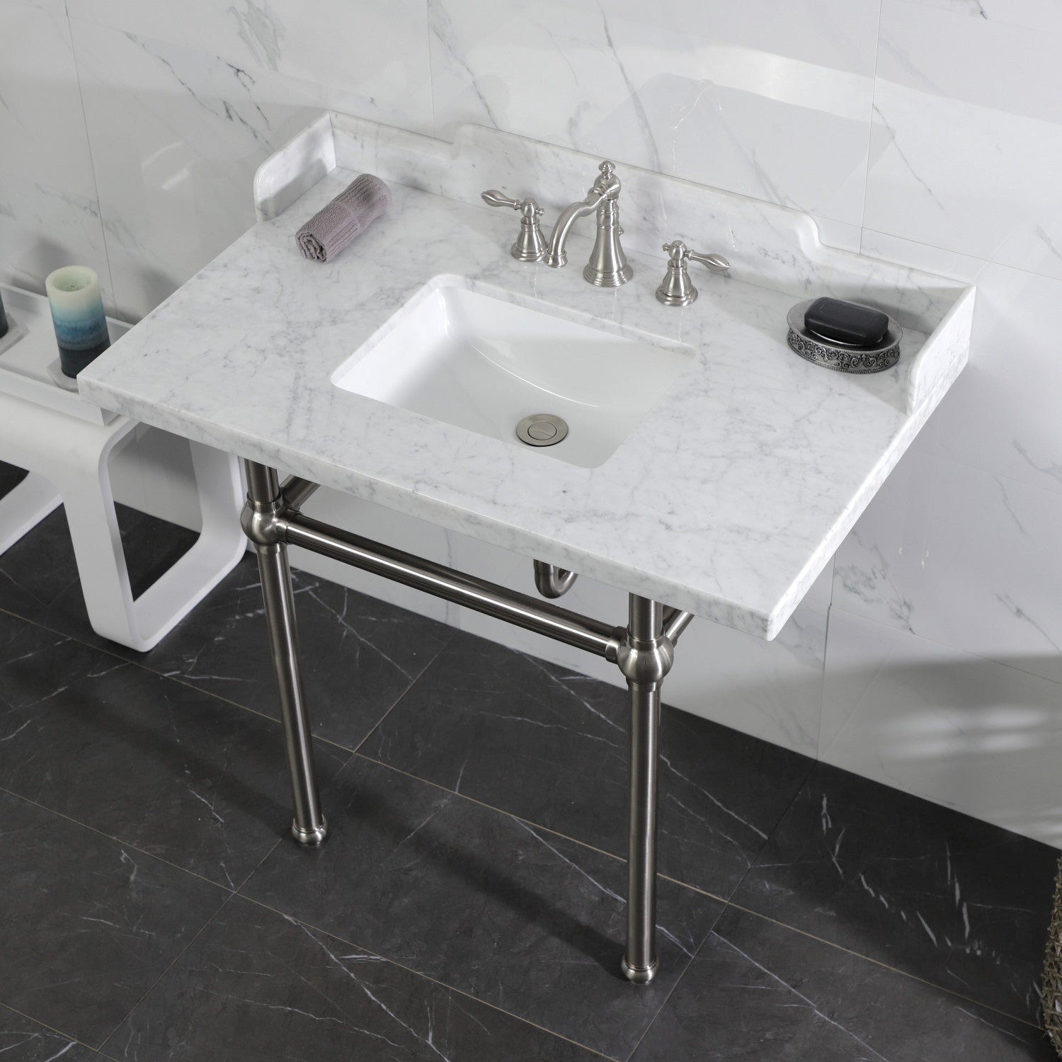 Kingston Brass Pemberton lavabo consola — vista