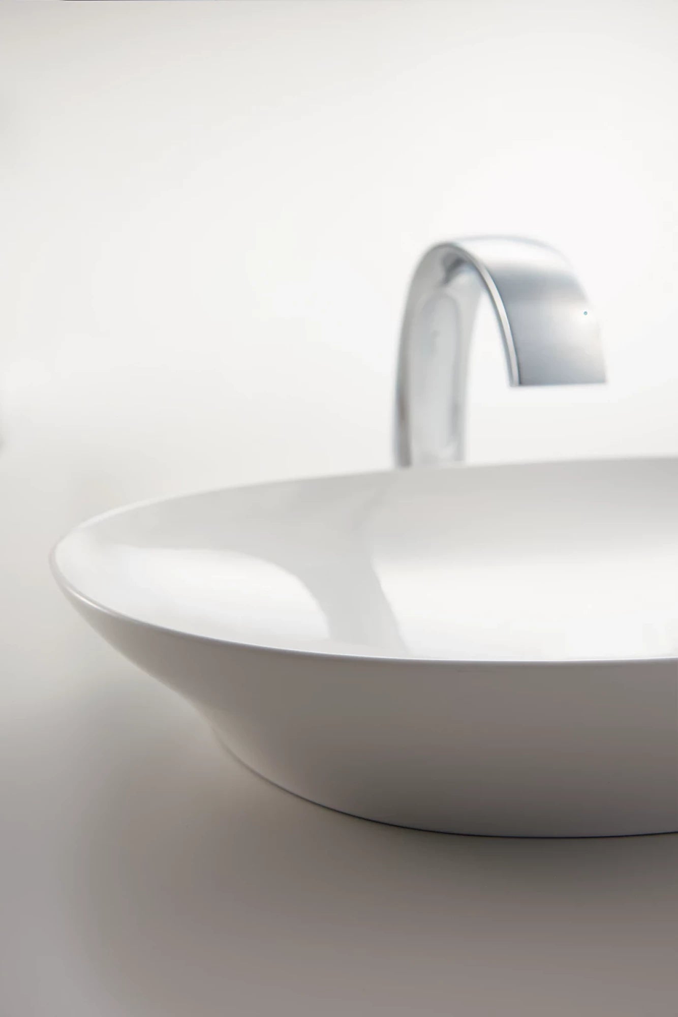Lavabo TOTO Kiwami Sobreponer ovalado