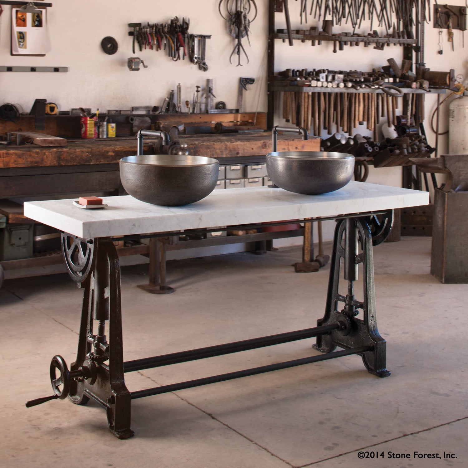Stone Forest Industrial — Stone Forest Industrial Lavabo tipo Consola