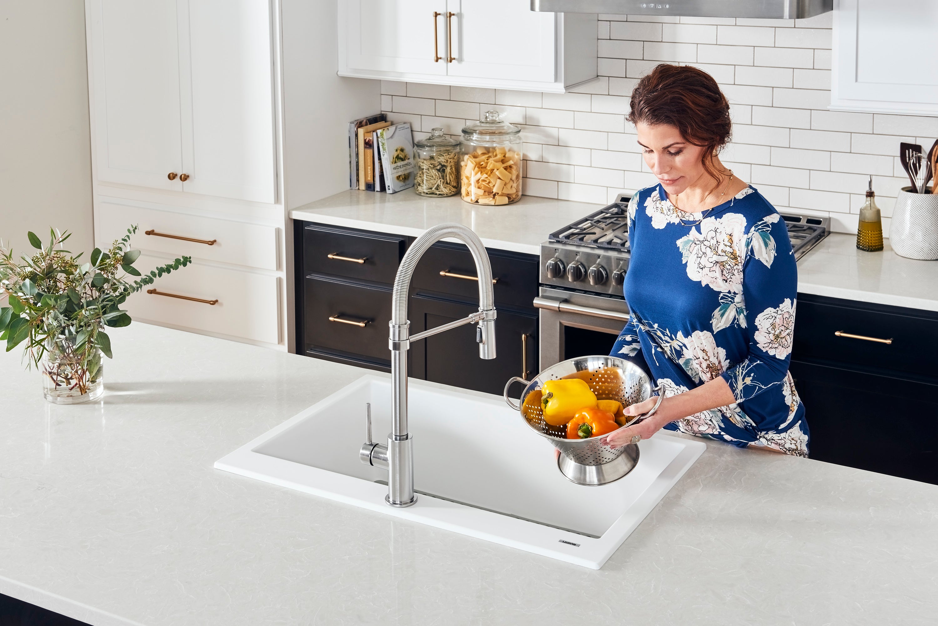 Ruvati epiGranite — Tarja de Cocina de 27 x 20 pulg en Granito Compuesto — Blanco Ártico — 1