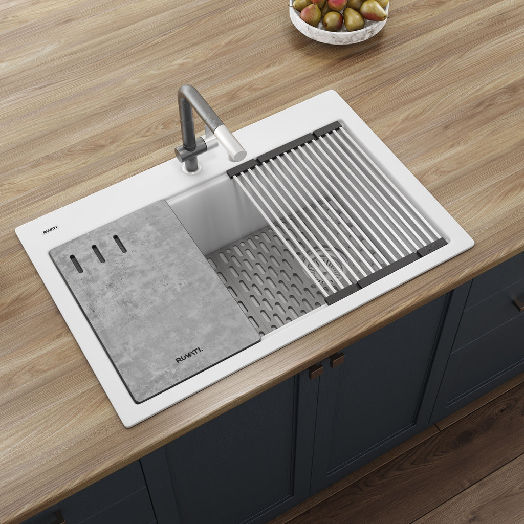 Ruvati epiStage — Tarja Workstation de Cocina en Granito Compuesto — Blanco Mate — 2