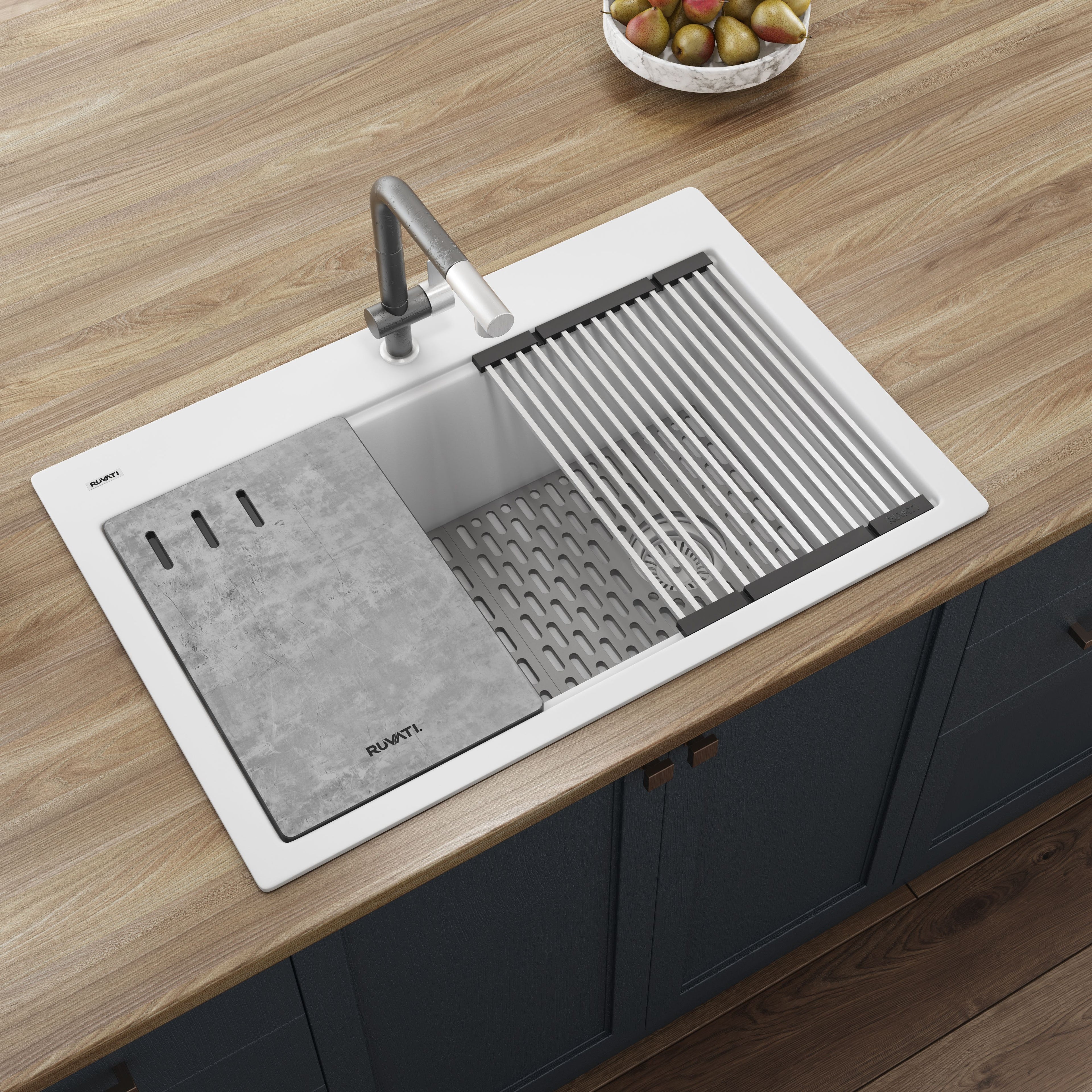 Ruvati epiStage — Tarja Workstation de Cocina en Granito Compuesto — Blanco Mate — 2