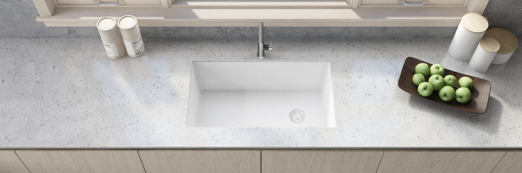 Ruvati epiGranite — Tarja de Cocina de 31 x 19 pulg en Granito Compuesto — Blanco Ártico — 4