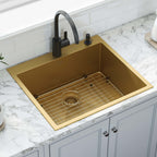 Ruvati Terraza — Tarja Workstation de Cocina en Acero Inoxidable — Oro Mate