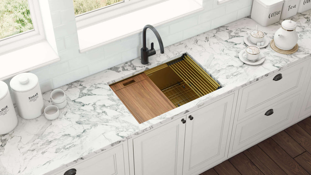 Ruvati Giana — Tarja Workstation de Cocina en Acero Inoxidable — Oro Mate — 2