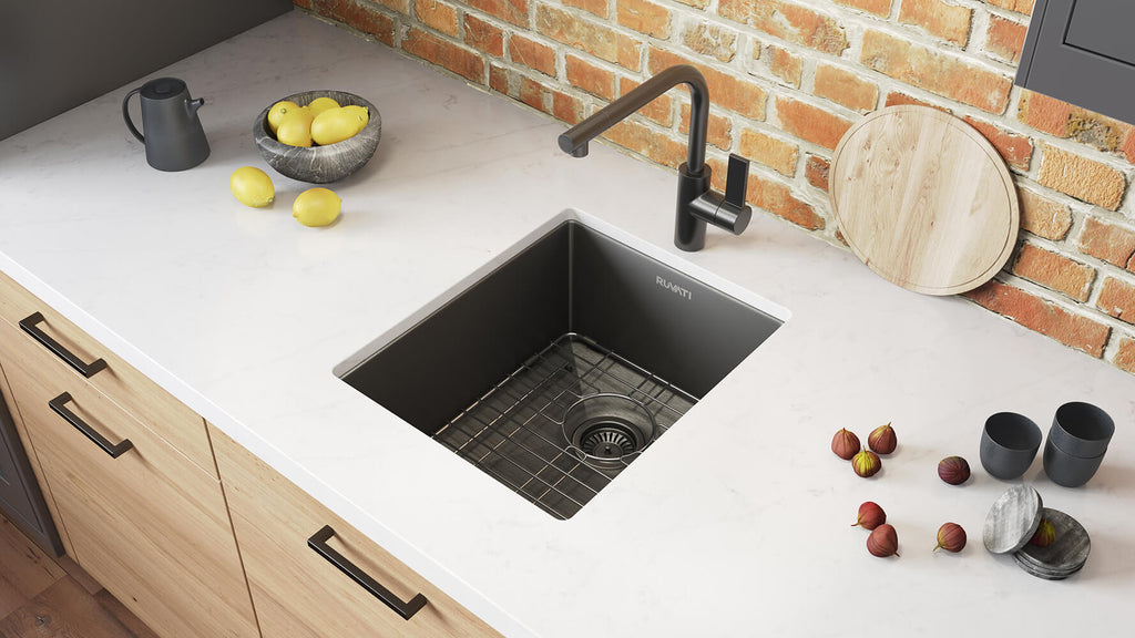 Ruvati Terraza — Tarja de Bar / Prep en Acero Inoxidable — Negro Gunmetal — 3