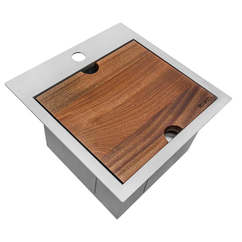 Ruvati Vino — Tarja de Bar / Prep de 15 x 15 pulg en Acero Inoxidable — Acero Inoxidable
