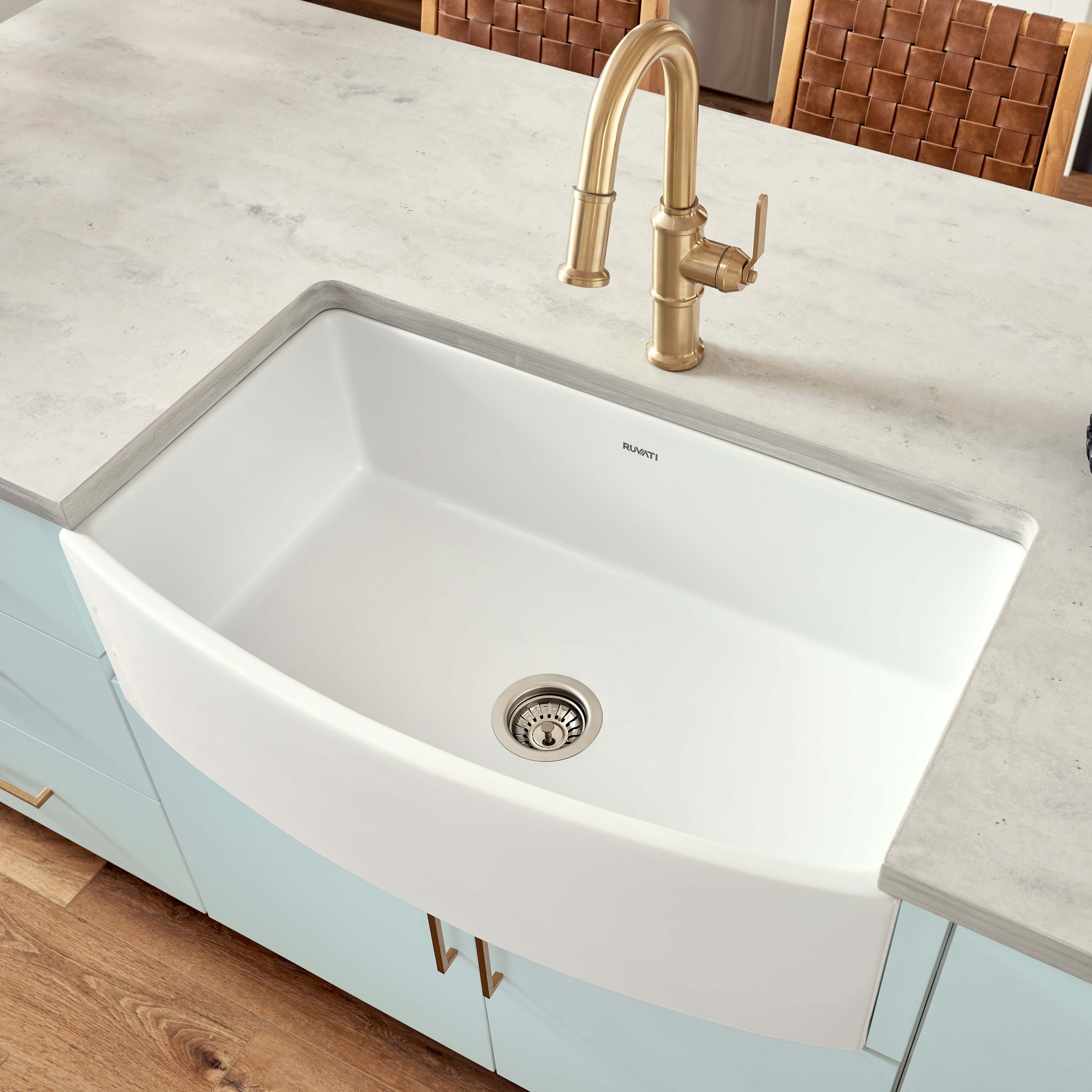 Ruvati Fiamma — Tarja Farmhouse de Cocina en Fireclay — Blanco (WH) — 1