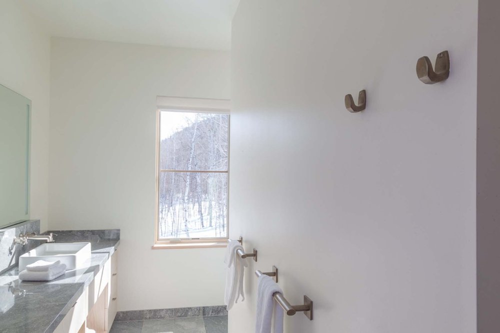 TB-K16 Kyoto Towel Bar and CH-K1 Kyoto Robe Hooks