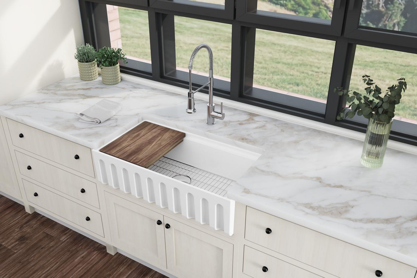 Elkay Tarja Fireclay 36" x 18-13/16" x 9-5/8" de Un Tazón Farmhouse Workstation (Kit) Blanco — ambiente de cocina