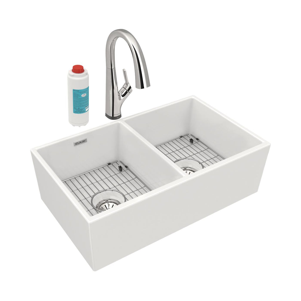 Elkay Tarja Fireclay 33" x 19-15/16" x 9" de Dos Tazones Iguales Farmhouse (Kit) con Llave Filtrada Blanco — vista de producto
