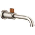 Brizo Litze Monomando de Pared para Lavabo — Níquel Luxe / Madera de Teca