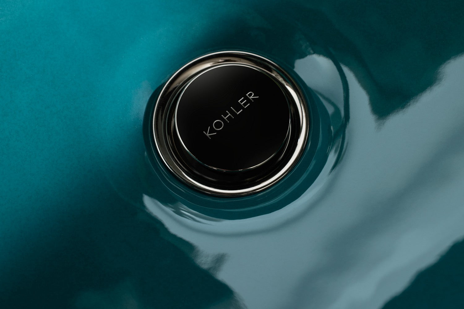 Kohler Composed — Llave de Lavabo Monomando Alta con Manija de Palanca — Ambientación 3