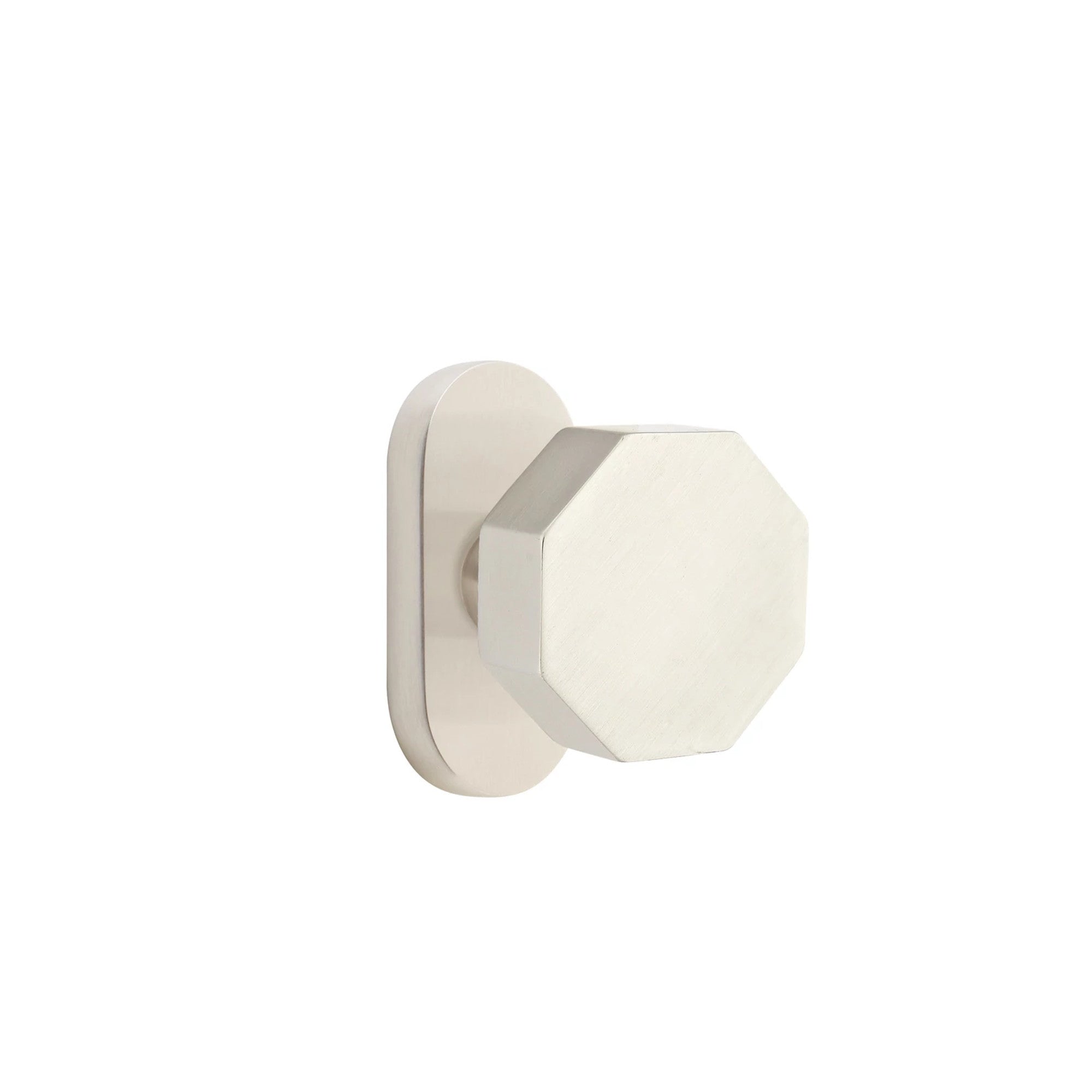 Níquel Satinado · 1-1/2" x3" Oval Rosette