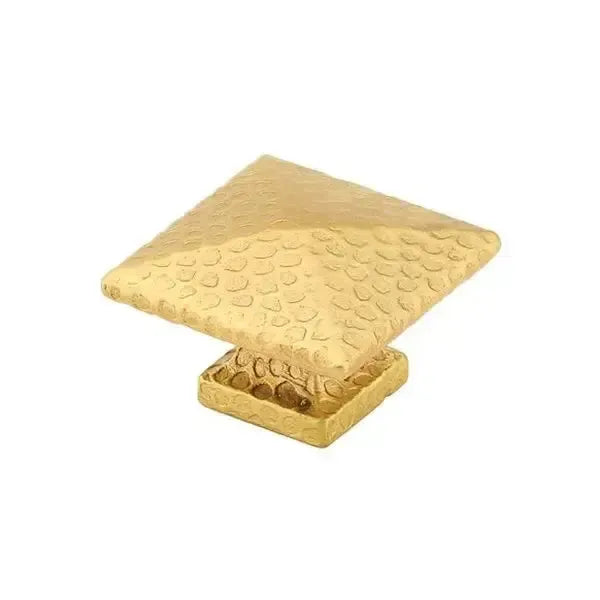 Emtek Perilla Arts Crafts Dimpled Cuadrada — Latón Satinado