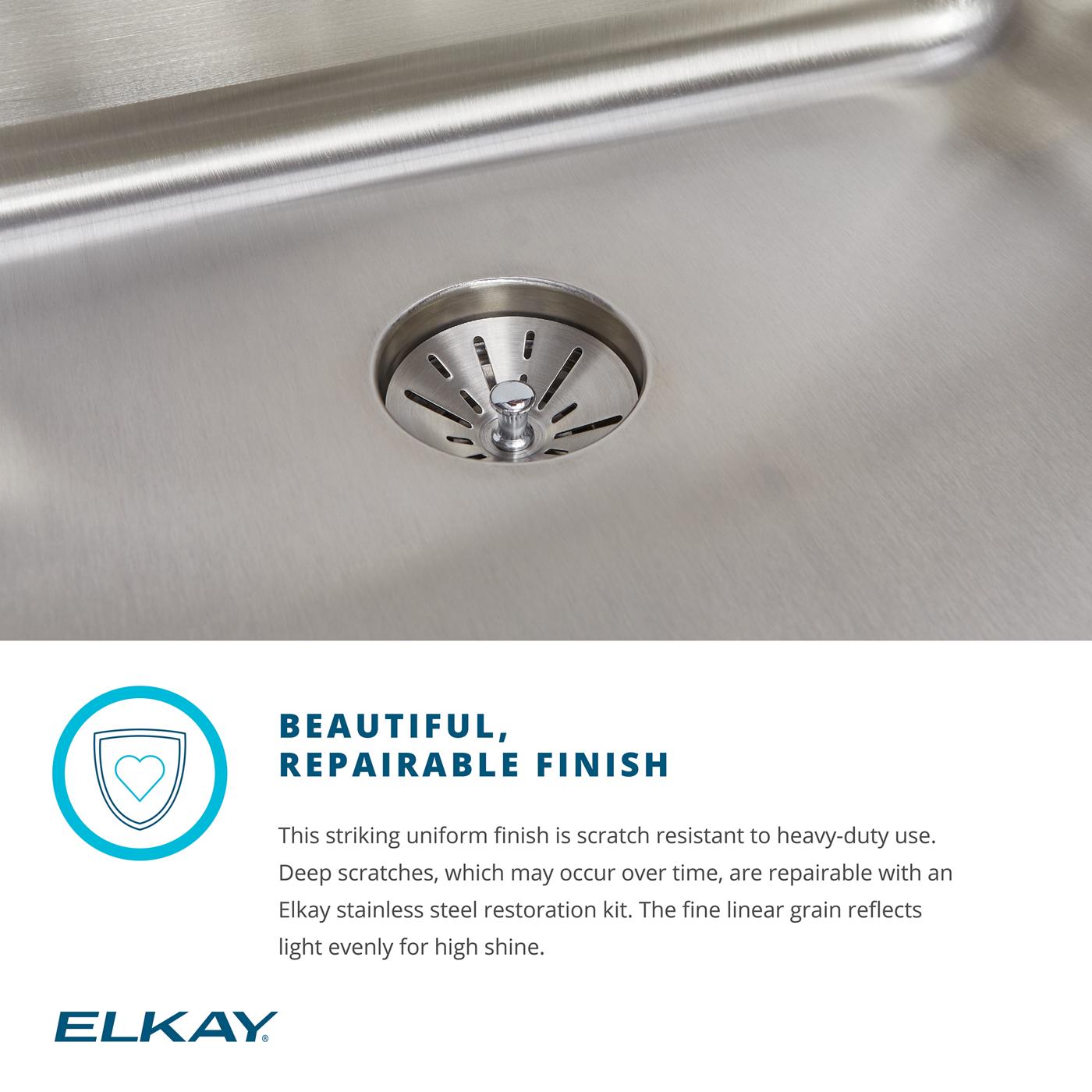 Elkay Tarja Lustertone® Classic Acero Inoxidable 31-1/4" x 20" x 9-7/8" de Dos Tazones Bajo Cubierta with Perfect Drain® — ambiente de cocina