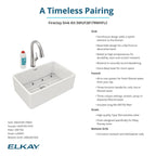 Elkay Tarja Fireclay 30" x 19-15/16" x 9-1/8" de Un Tazón Farmhouse (Kit) con Llave Filtrada — ambiente de cocina