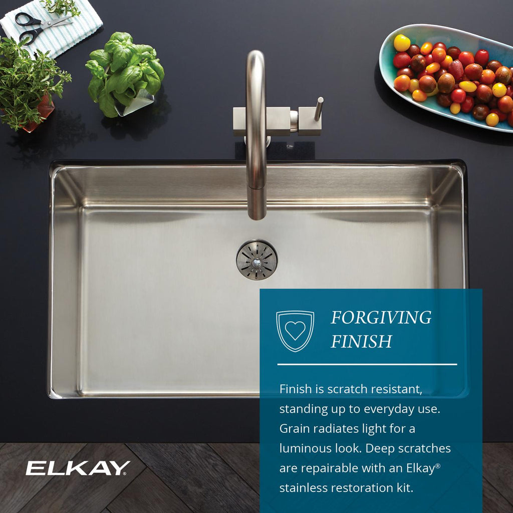 Elkay Tarja Lustertone Iconix® Calibre 16 Acero Inoxidable 31-1/4" x 20-1/2" x 9" de Dos Tazones Bajo Cubierta (Kit) with Right Perfect Drain® — ambiente de cocina