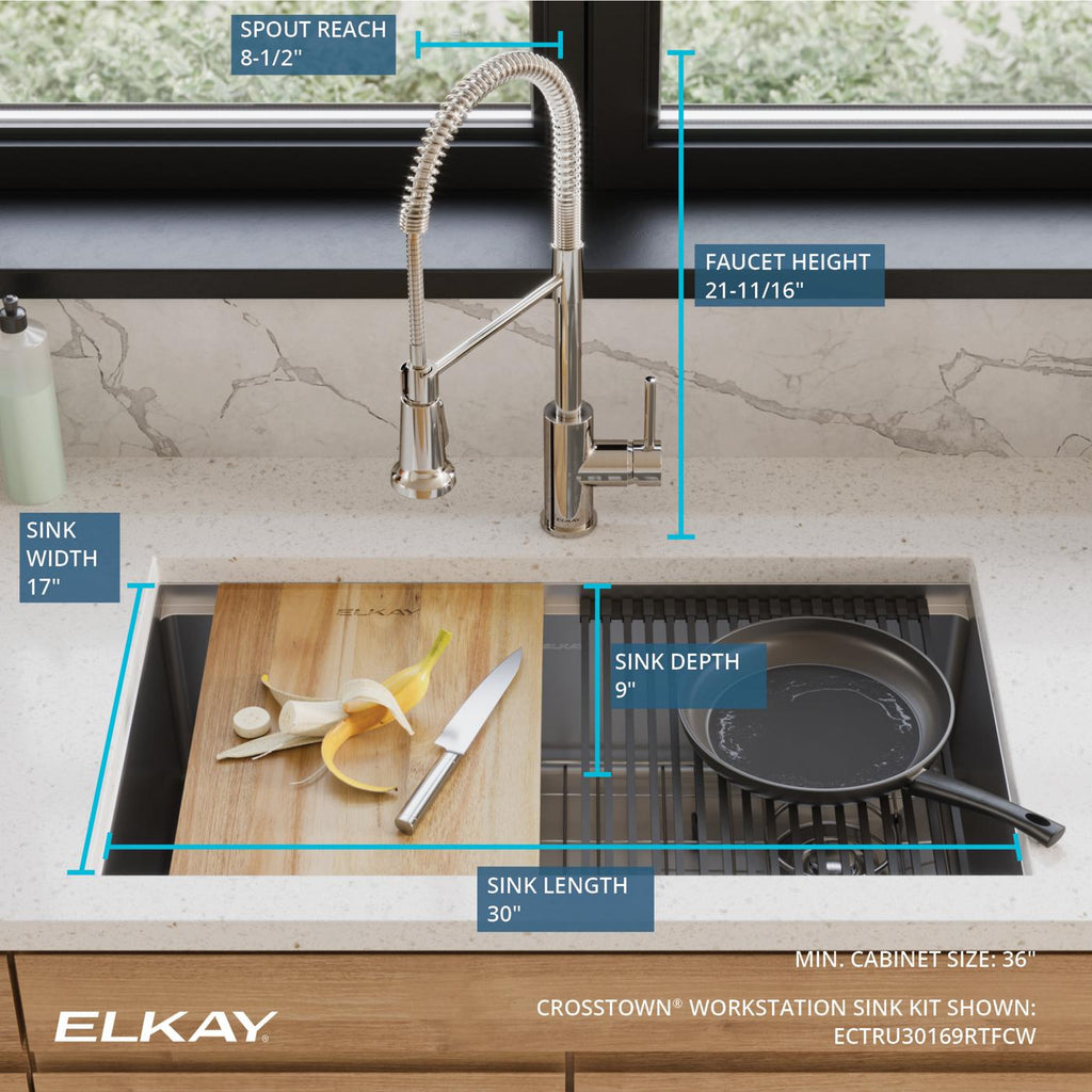 Elkay Tarja Crosstown® Calibre 18 Workstation Acero Inoxidable 31-1/2" x 18-1/2" x 9" de Un Tazón Bajo Cubierta (Kit con Llave) — ambiente de cocina
