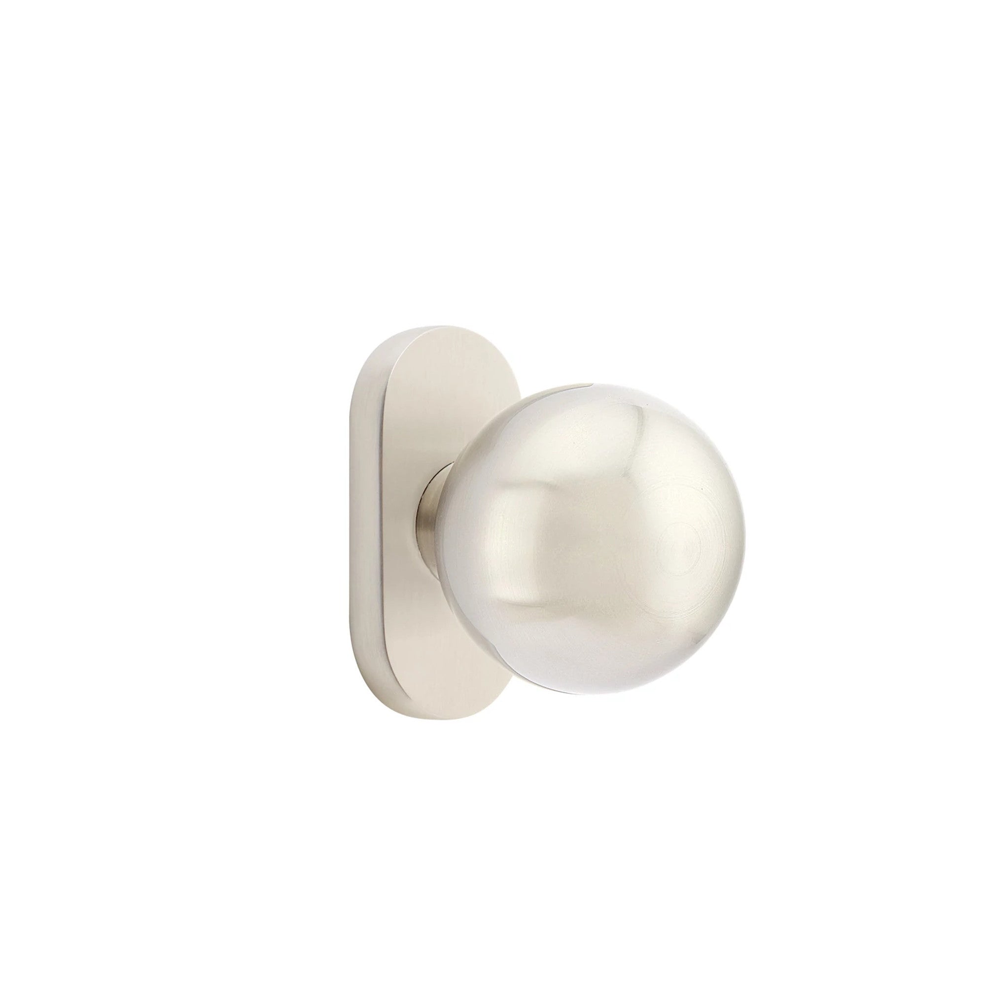 Níquel Satinado · 1-1/2" x3" Oval Rosette