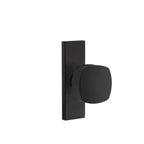 Negro Mate · 1-1/2"x5" Rosette