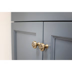 Ribbon and Reed Knob