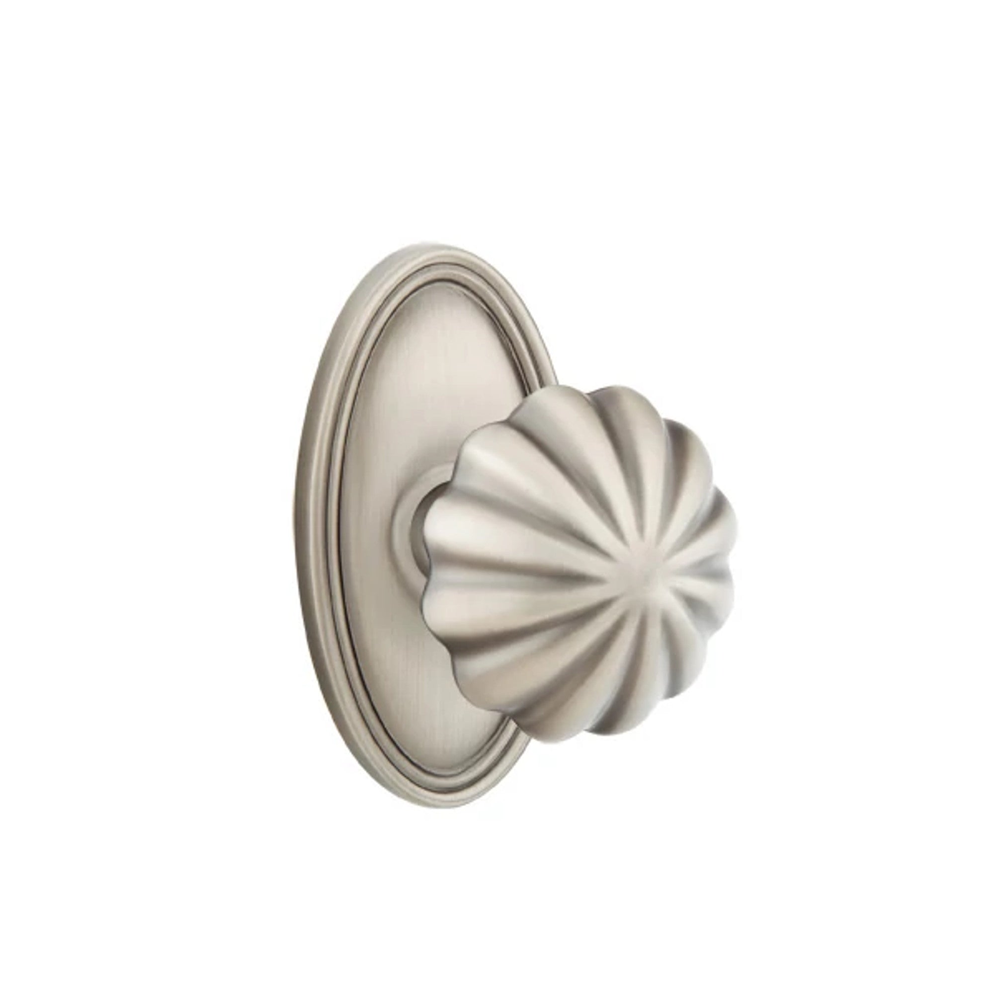 Peltre · Oval Rosette