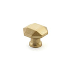 Schaub Perilla Menlo Park Faceted, 1-1/4" — Latón Satinado Signature