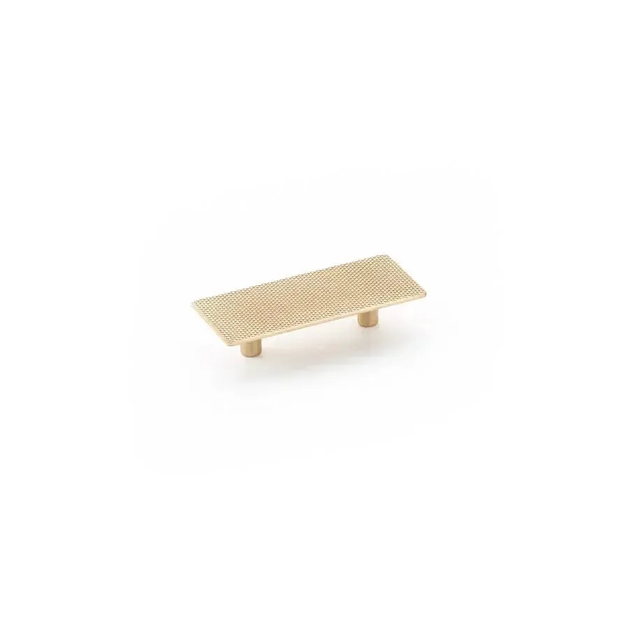 Schaub Jaladera Modo Rectangular, 1-7/8" cc — Latón Satinado Signature