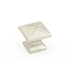 Schaub Perilla Northport Cuadrada, 1-3/8" diám. — Níquel Satinado