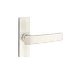 Níquel Satinado · 1-1/2"x5" Rosette