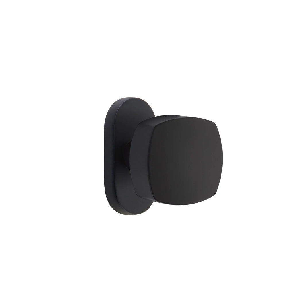 Negro Mate · 1-1/2" x3" Oval Rosette