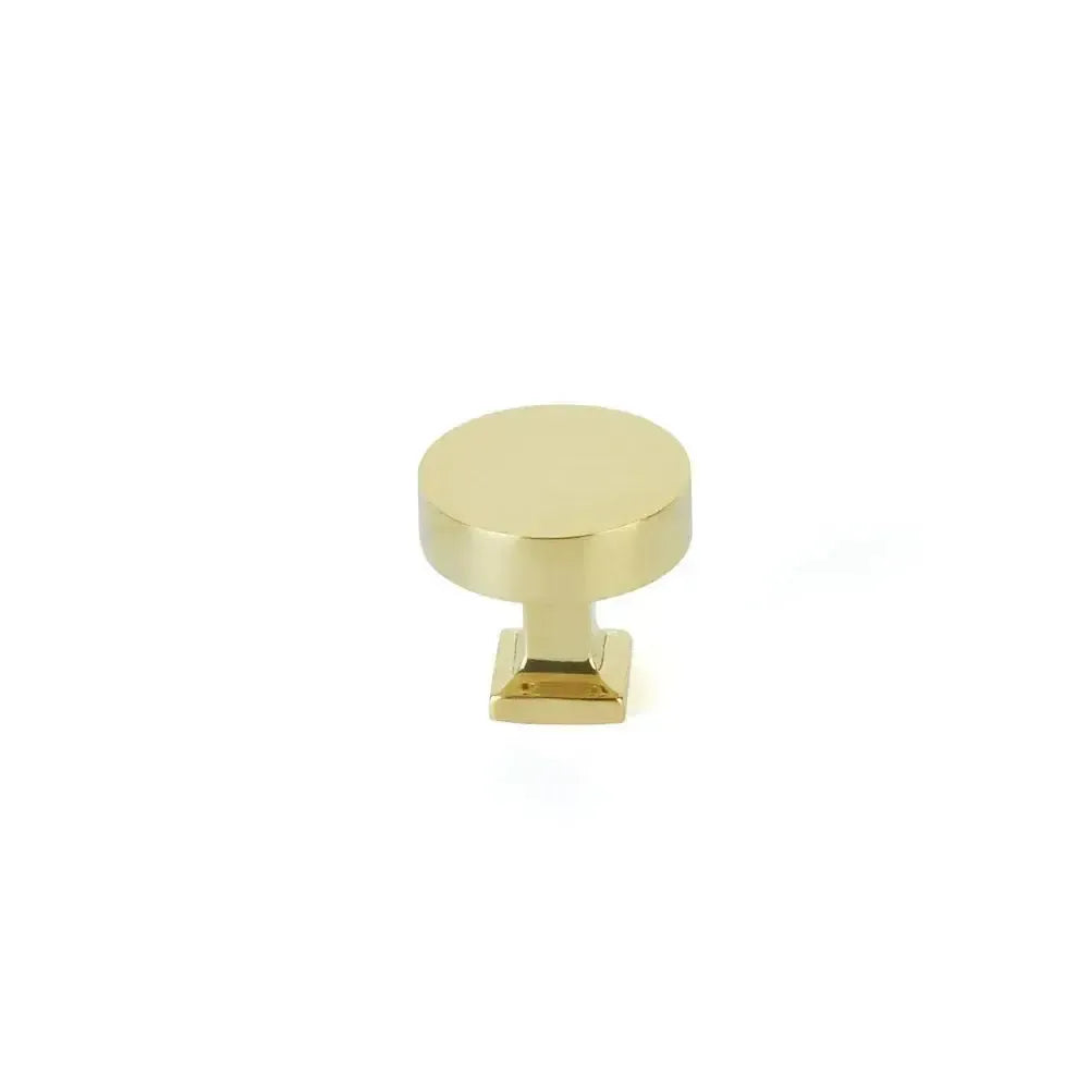 Schaub Perilla Haniburton Base Redonda Cuadrada, 1-1/4" — Latón sin Laca