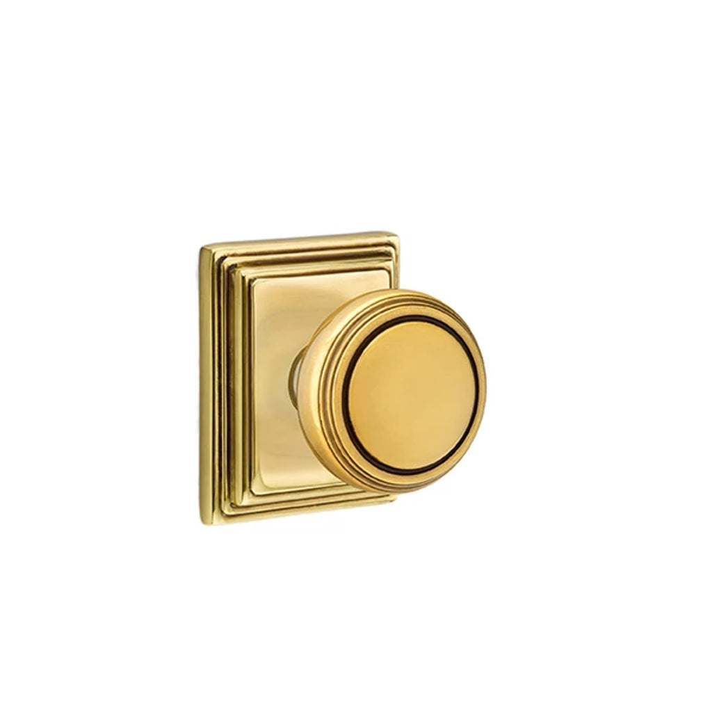 Francés Antiguo · Wilshire Rosette